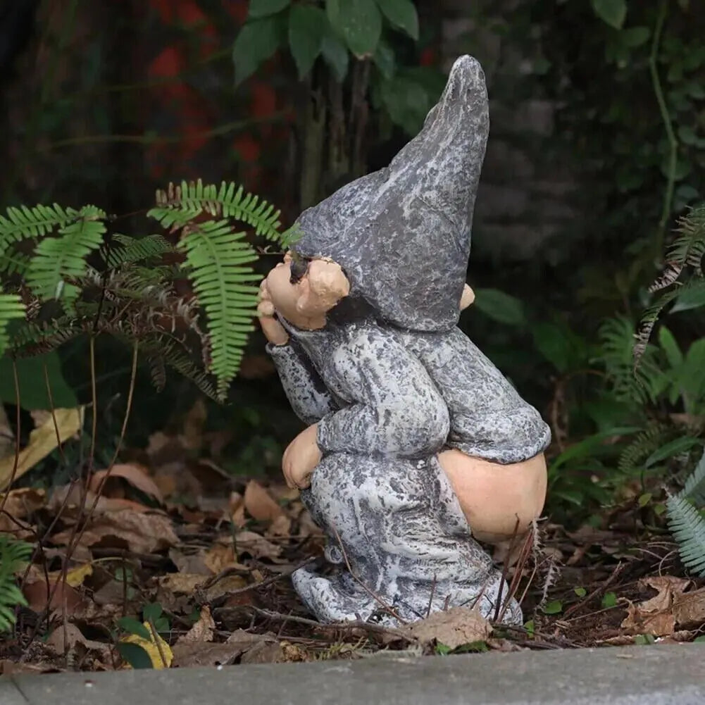 Pooping Naughty Gnome Miniature Statue Funny Resin Dwarf Home Garden Ornament