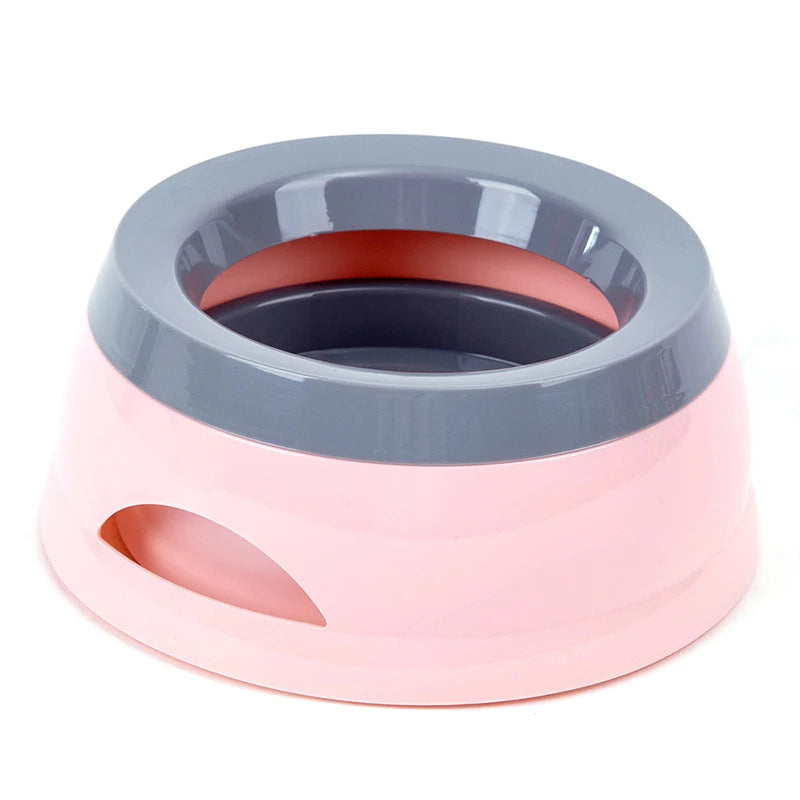 No-Spill Floating Pet Water Bowl – Mess-Free Drinking for Dogs & Cats